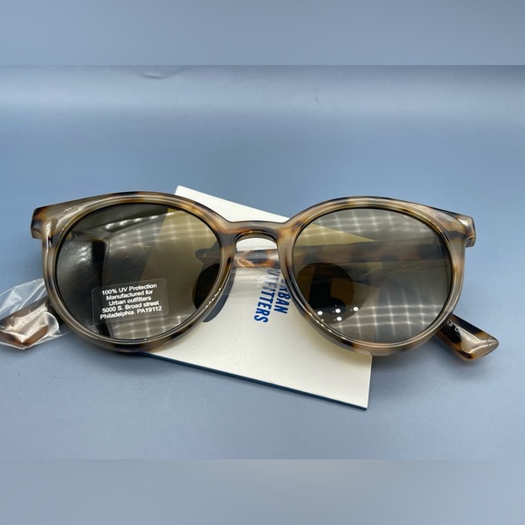 Bolinas Plastic Round Sunglasses, Tortoise, NWT - Picture 3 of 6